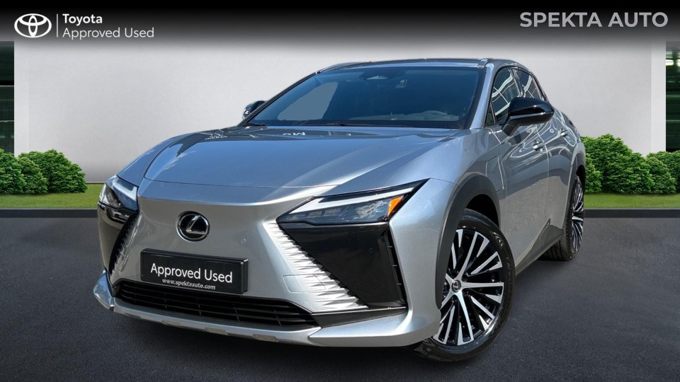 Lexus RZ